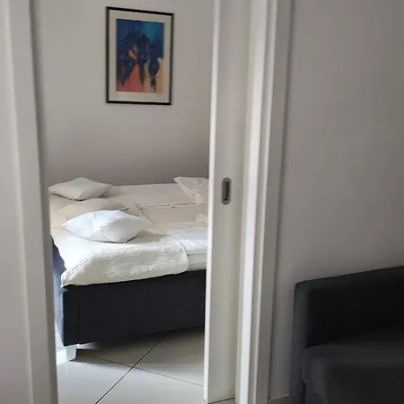 Luna Terazije *